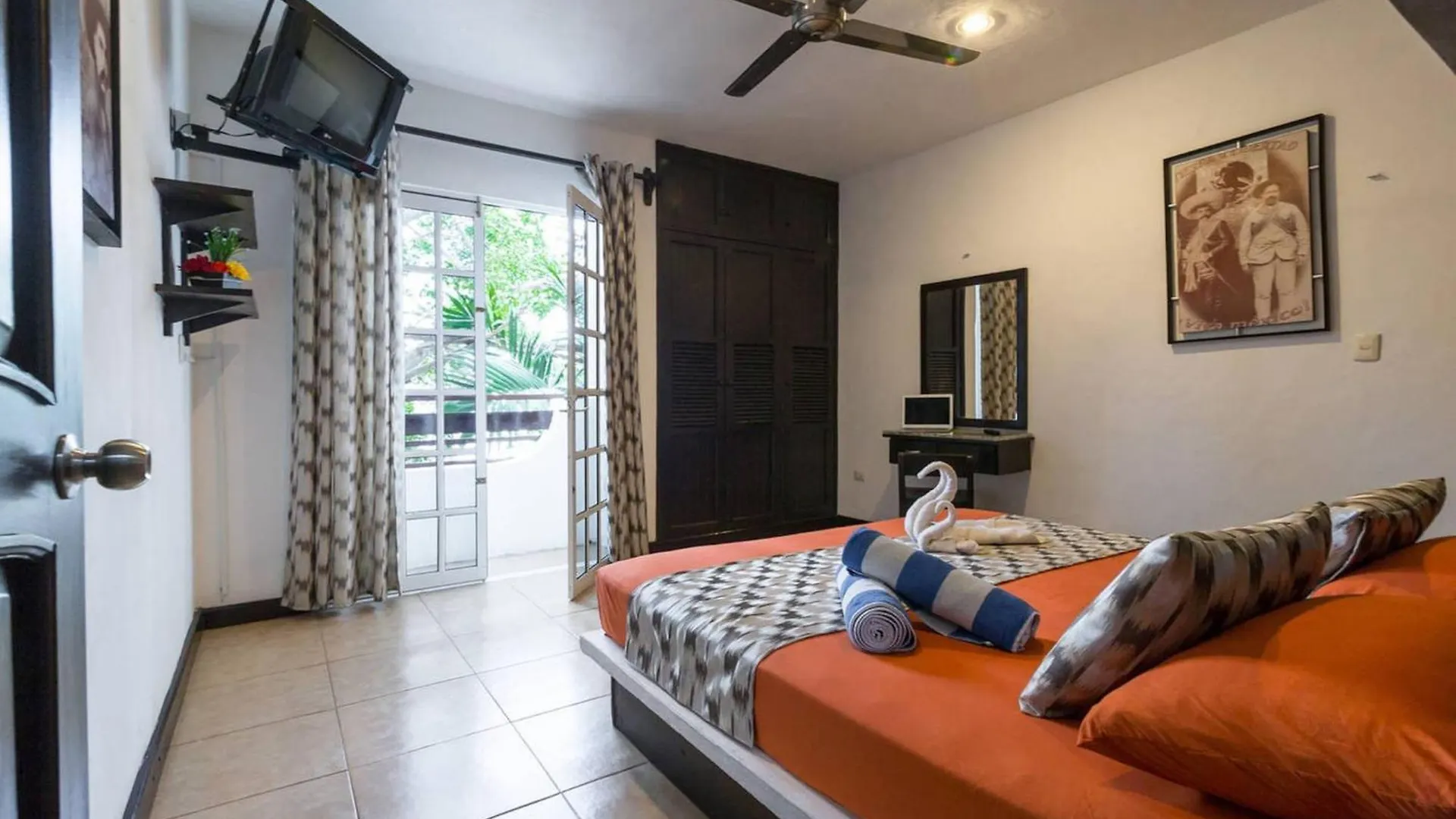Pancho Double Room Dolce Vita Caribe Beach B&B Playa del Carmen Apartment